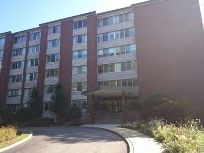 22 Chestnut Pl APT M1, Brookline, MA, 02445