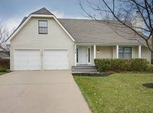 11516 W 116th St, Overland Park, KS 66210