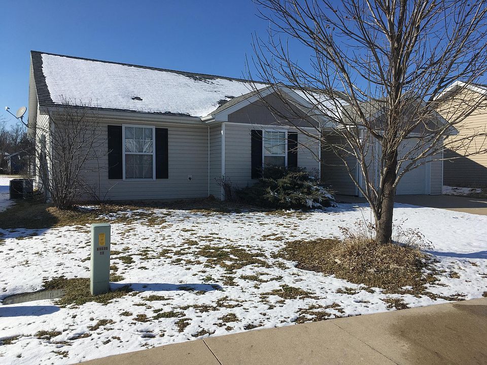 2nd image of 2405 Bear Bluff Dr