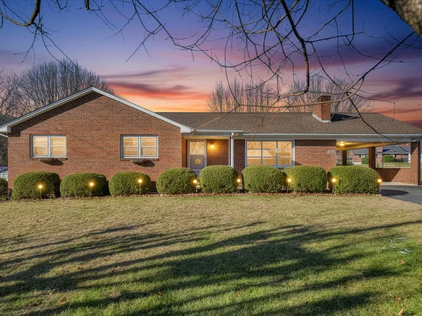 470 Hilltop Dr, Rocky Mount, VA 24151