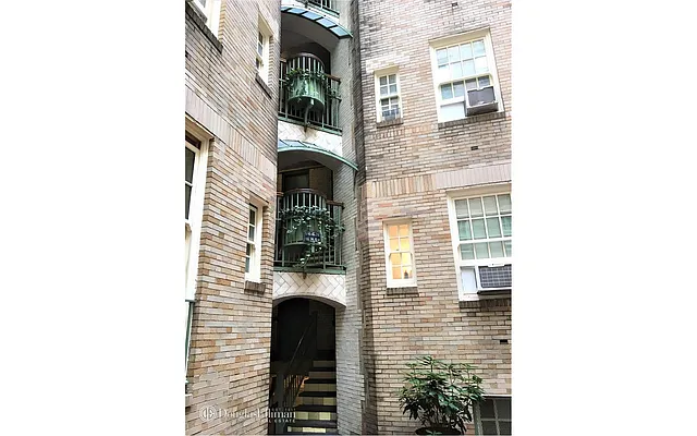 Rented by Douglas Elliman | media 8