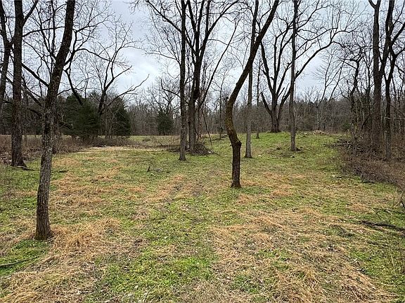 3rd image of Lucher Ln #2