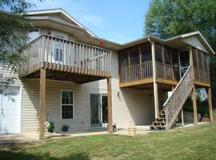 3705 Buckingham Park, Jefferson City, MO 65109