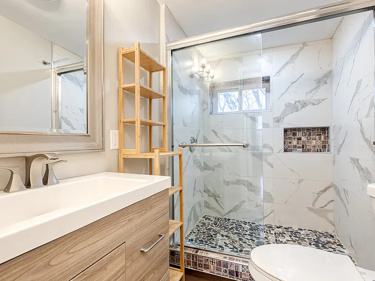 634 Wyeth St — Photo 9