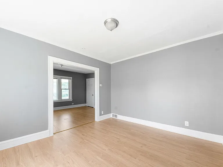 13617 Glenside Rd — Photo 6