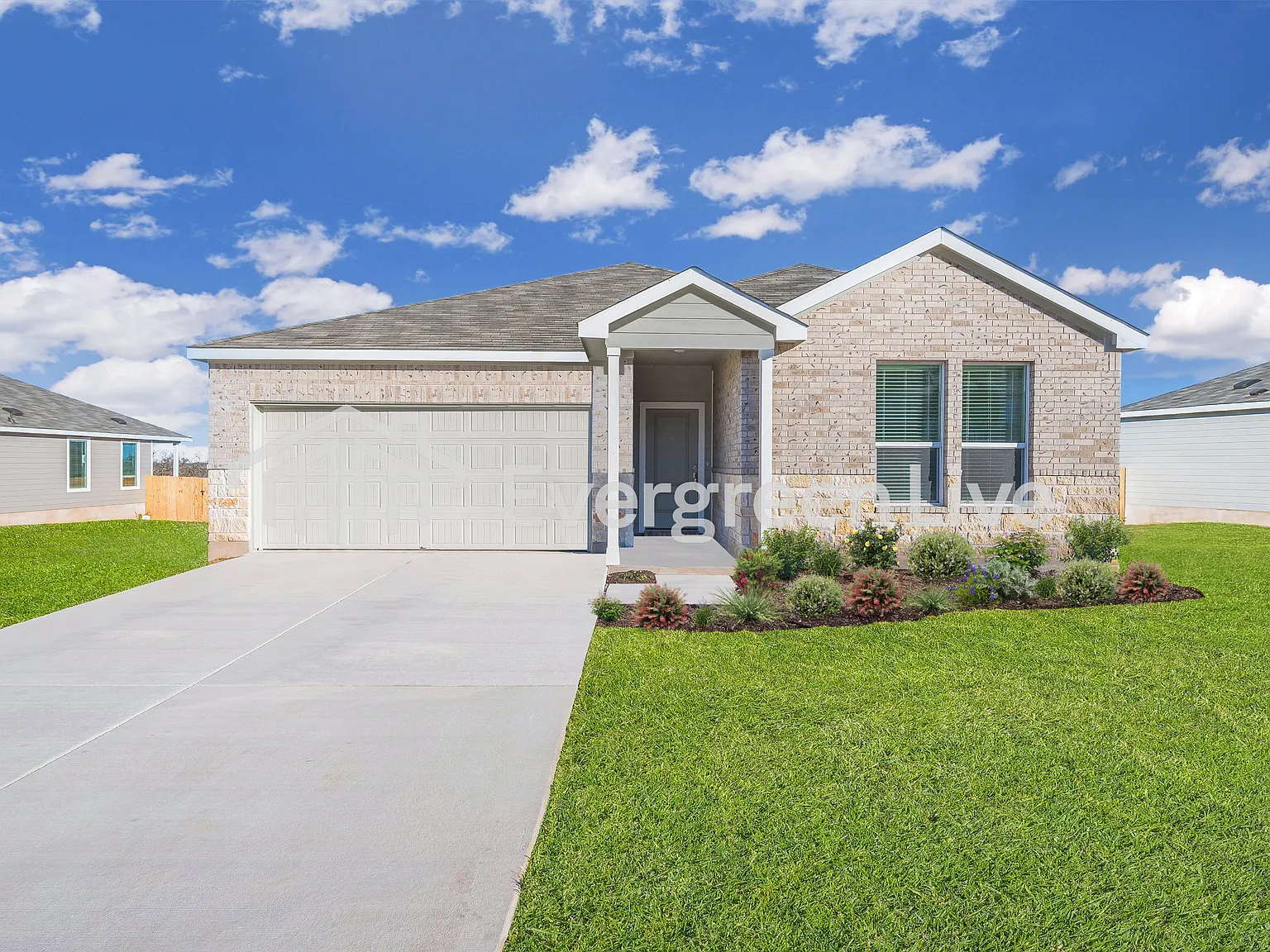 4 bed, 2.0 bath, 2083 sqft, $2,245 — Photo 1