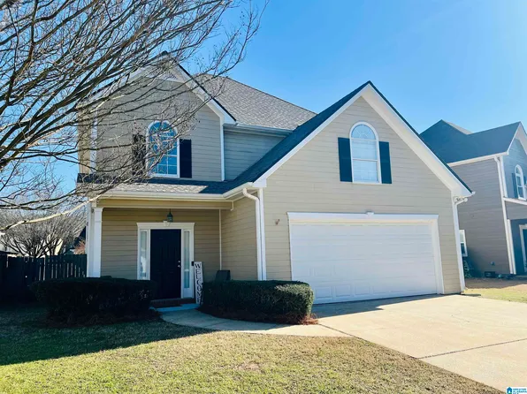 1183 Amberley Woods Dr, Helena, AL 35080