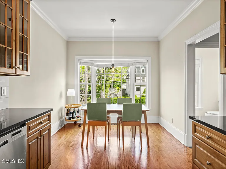 26 Edgewood Ave #1 — Photo 15