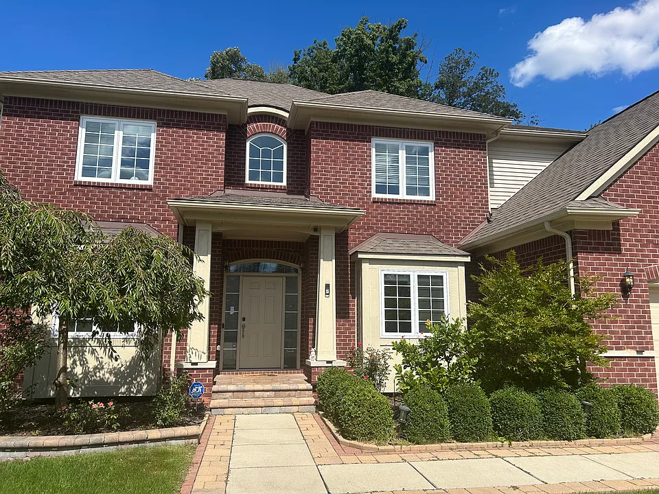 1713 Maplewood Ct