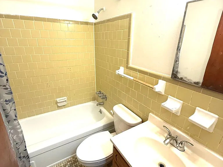 1716 Midway St — Photo 8
