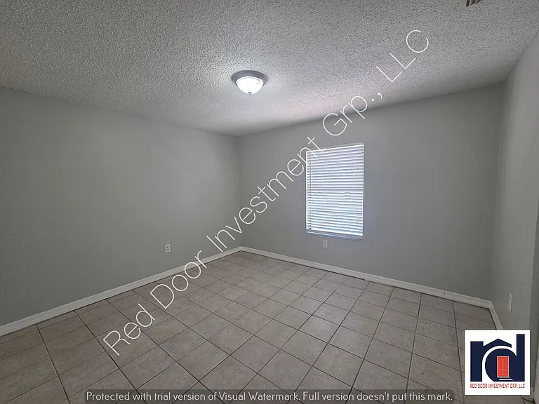 1127 Beecher St — Photo 23