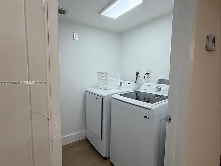 7350 Kinghurst Dr #305 — Photo 25
