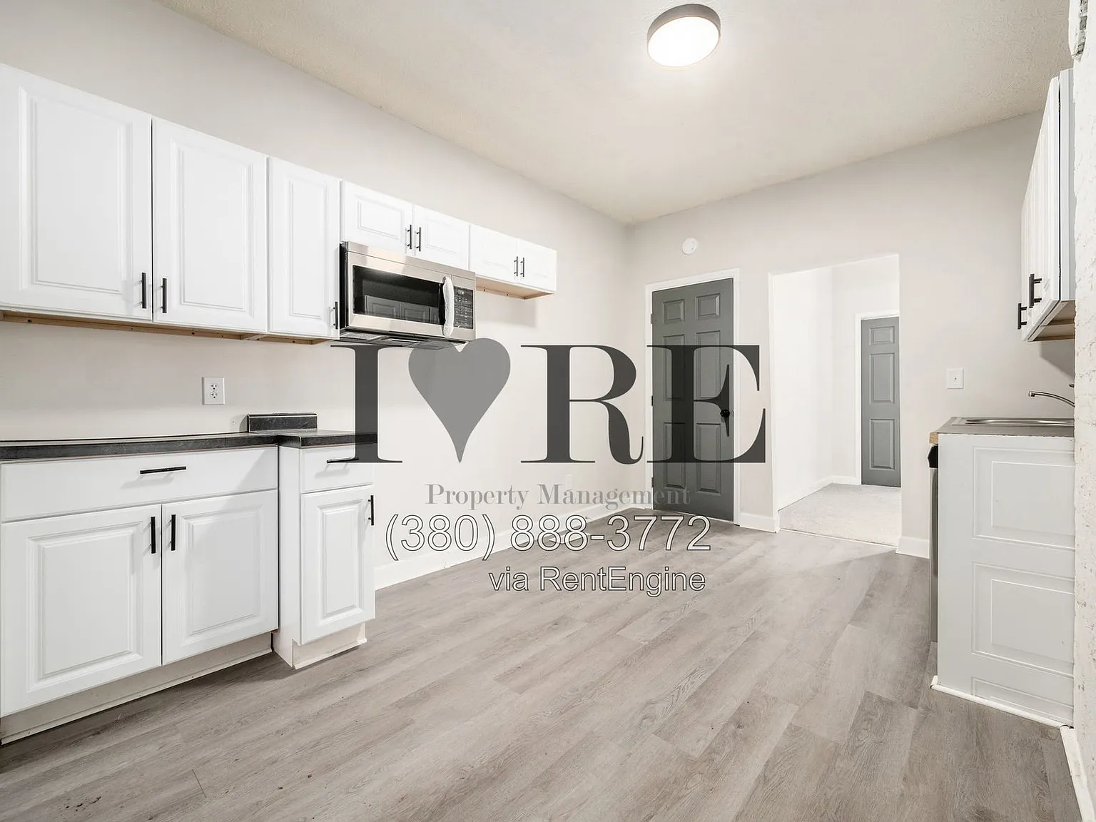 2 bed, 1.0 bath, 880 sqft, $895 — Photo 3