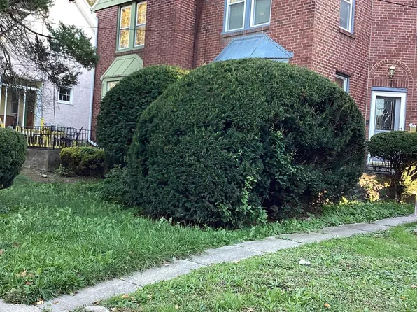 210 N Lynn Blvd, Upper Darby, PA 19082