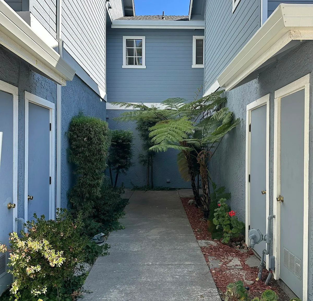 2632 Heritage Park Circle — Photo 3