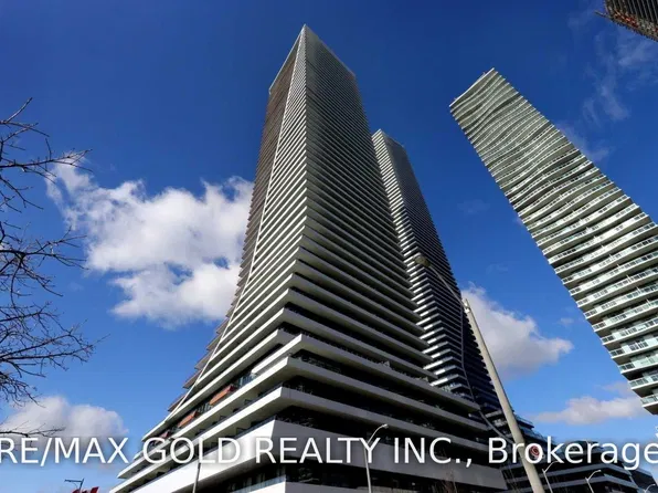 20 Shore Breeze Dr #1802, Toronto, ON M8V 0C7
