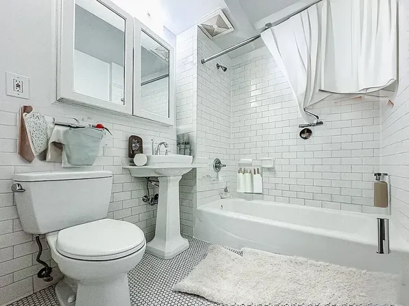 287 East Fourth Street image 4 of 6