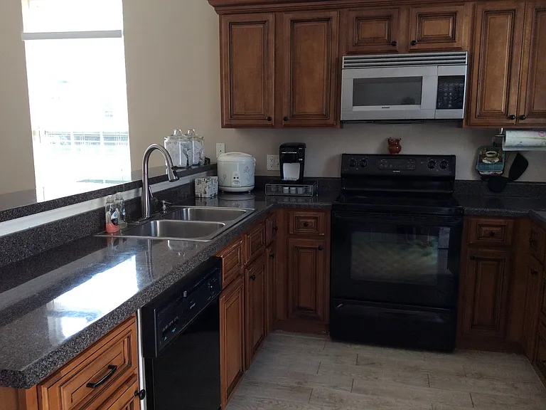 601 Atkinson Dr #601 — Photo 8