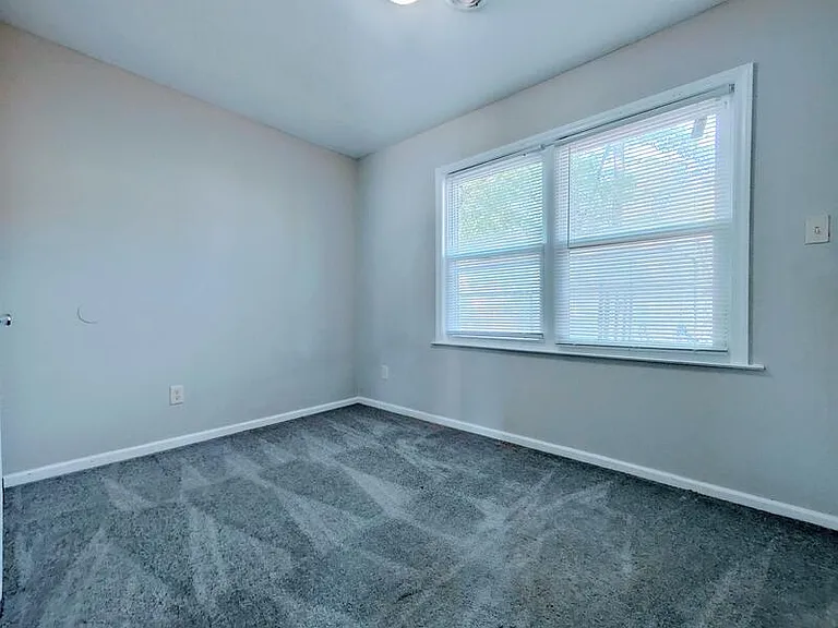 4137 Sunset Ave #14 — Photo 6
