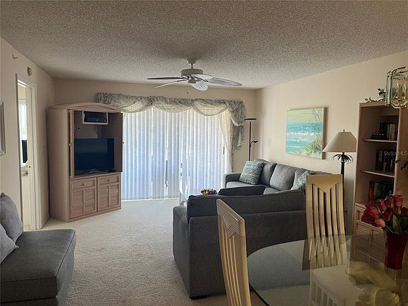 5th image of 9330 Clubside Cir Unit 3201