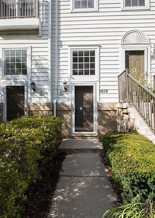 1st image of 1019 Maiden Lane Ct