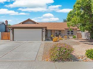 420 Temple Dr, Vacaville, CA 95687