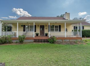 164 Ellis Trl, Covington, GA 30016