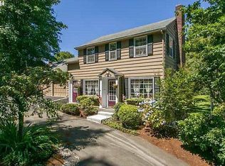 3655 SW Spring Garden Ct, Portland, OR 97219