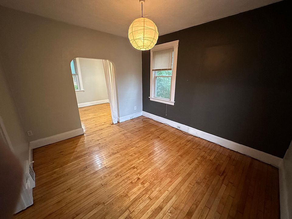 1st image of 2483 Thurman Ave Unit 2L