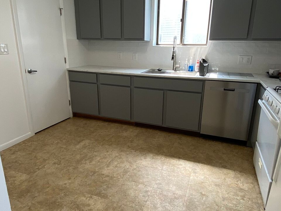 New Kitchen W/Dishwasher
