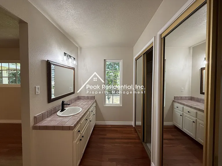 5706 Jeff Way — Photo 32