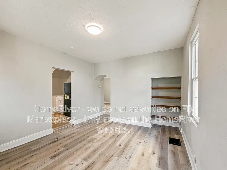 542 Broadway Ext — Photo 4