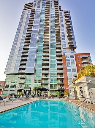 3rd image of 800 The Mark Ln #1102