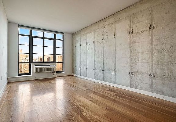 3rd image of 180 Nassau St APT 8H