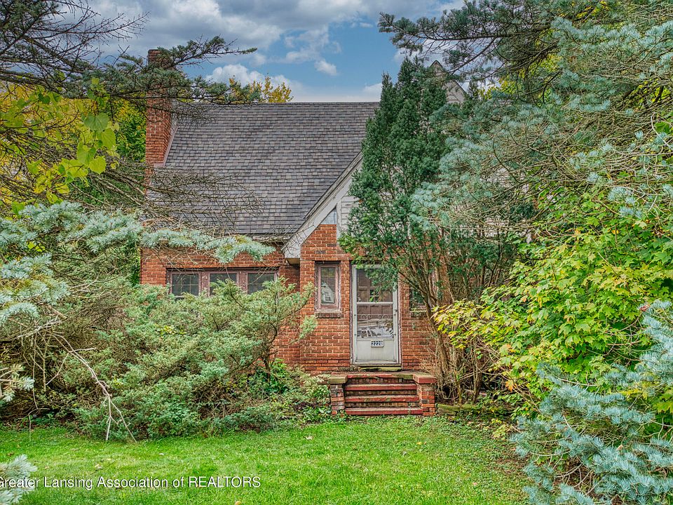 2220 Delta River Dr, Lansing, MI 48906 Zillow