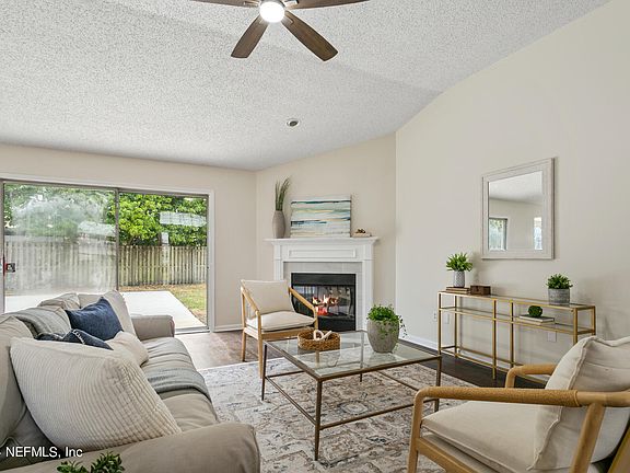 3rd image of 551 BAY HAWK Court