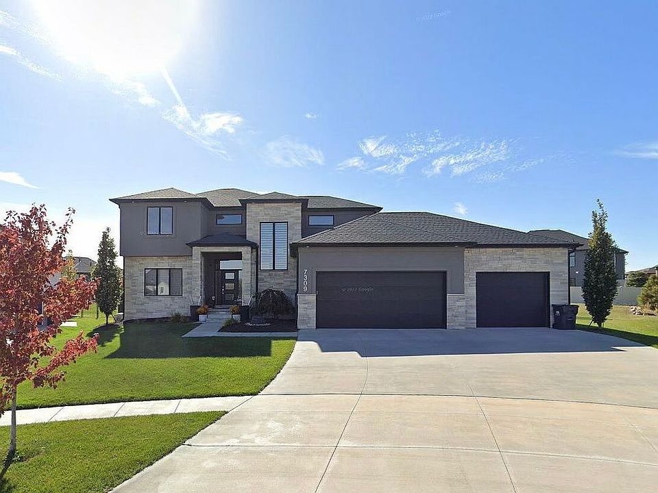 1st image of 7309 S 64th Cir