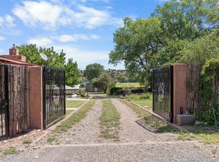 27 Camino Casa Grande, San Jose, NM 87565