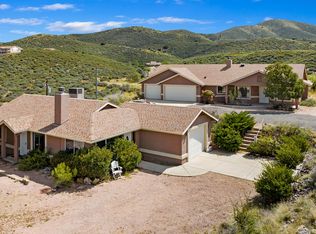 1221 S Apache Knolls Trl, Dewey, AZ 86327