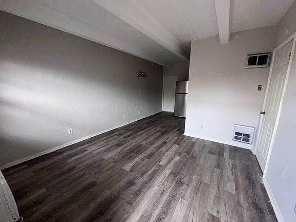 4th image of 5261 Alhambra Dr