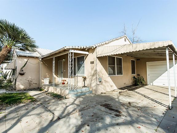 3rd image of 2215 E Peralta Way