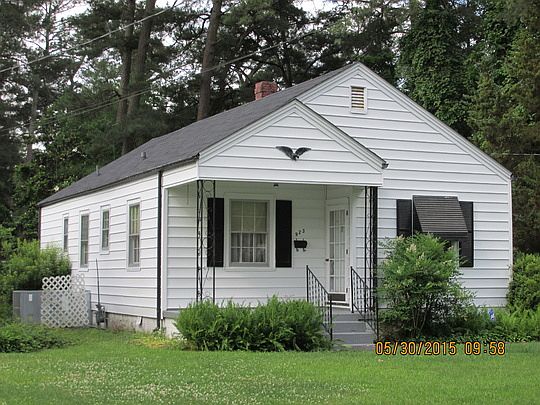 1st image of 923 Pinehaven Dr