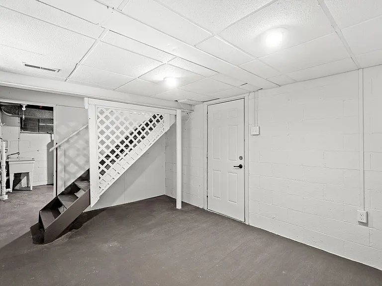 349 Virginia Ave — Photo 17