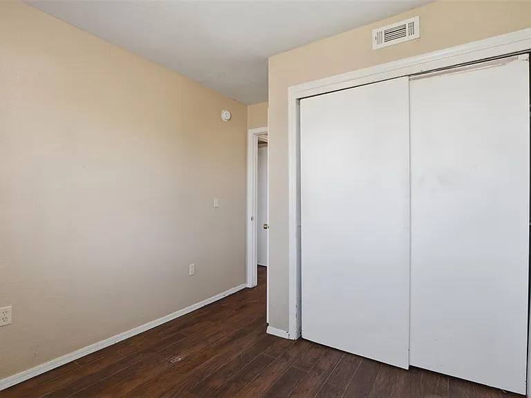 1628 Claudia Dr — Photo 25