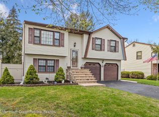 23 Bernard Dr, Howell, NJ