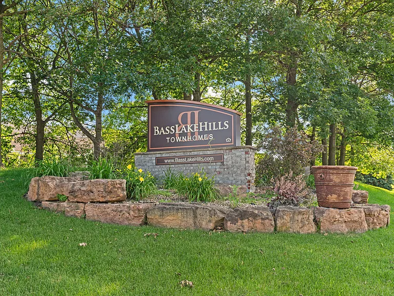 Bass Lake Hills Townhomes — Photo 38