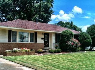 2404 Hilltop Ave, Muskogee, OK 74403