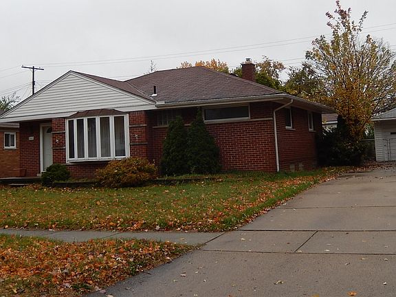 4th image of 8464 Dixie Ln