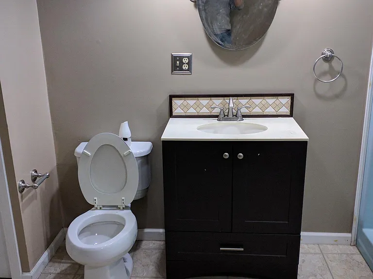 Bathroom1
