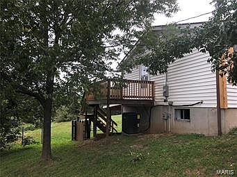 3rd image of 5993 Ridge Dr